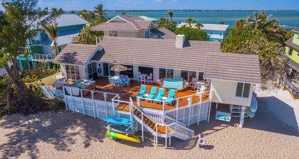 Aquarius Ocean-to-River Resort: 26BR/18BA Beachfront, Sleeps 60+ Pools/Spa/Docks