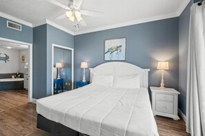 Daire, Okyanus Manzaralı | Dizüstü bilgisayar çalışma alanı, ütü/ütü masası 