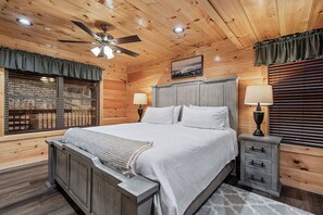 5 chambres, fer et planche à repasser, Wi-Fi gratuit, draps fournis