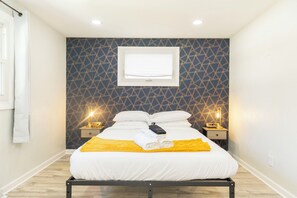 5 habitaciones, escritorio, tabla de planchar con plancha y wifi gratis