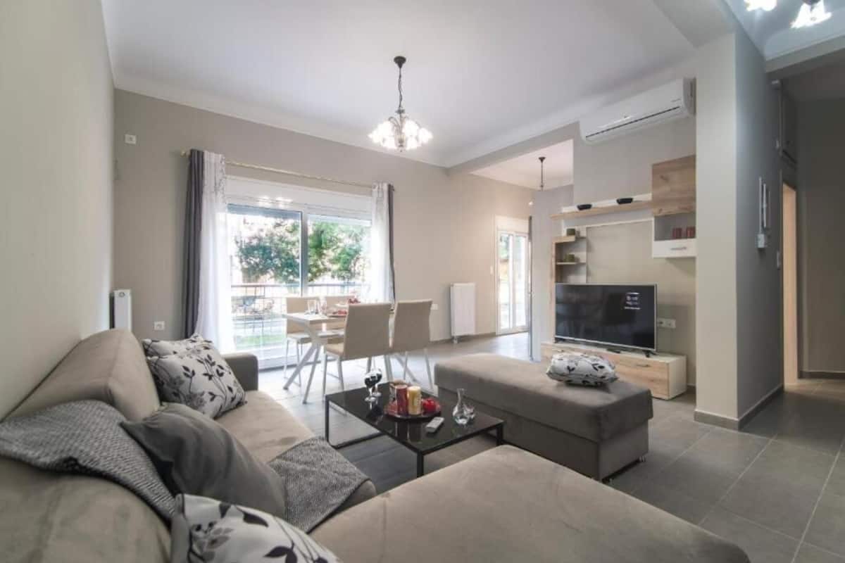 Family Apartment | Living area