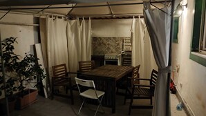Dining - Large apartment in the city center with terrace and two kitchens. (Catania)