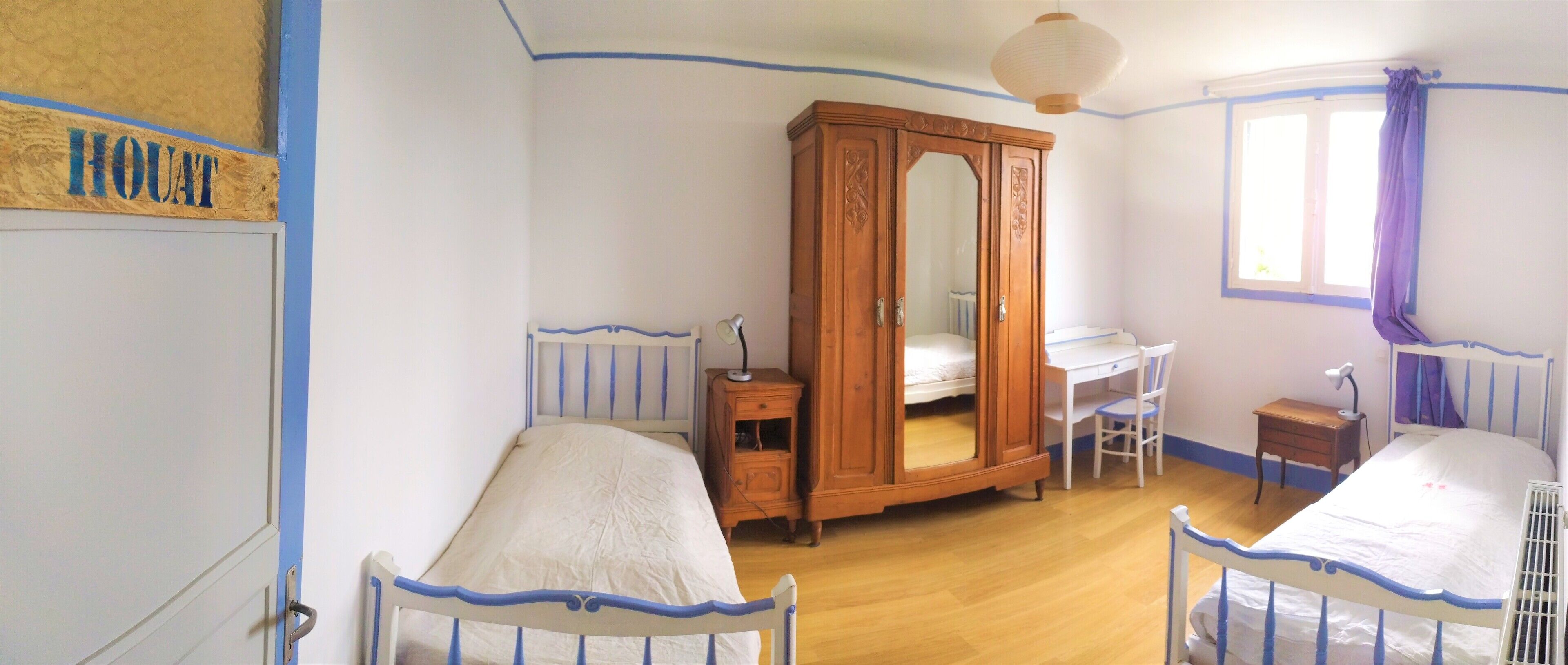 5 camere, ferro/asse da stiro, Wi-Fi