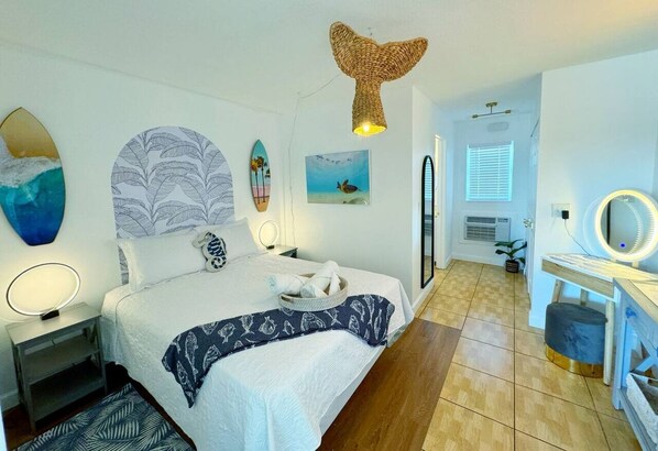 Iron/ironing board, WiFi