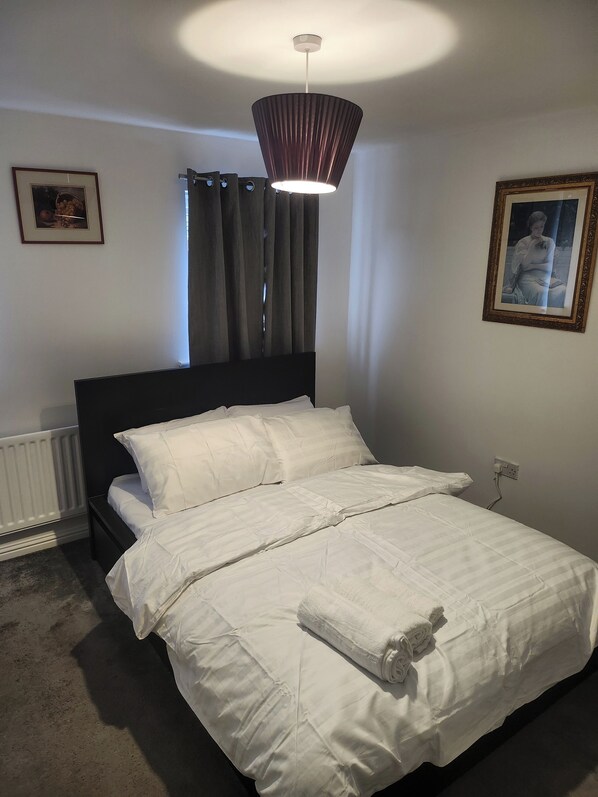 House | 2 bedrooms, free WiFi, bed sheets