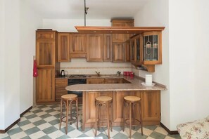 Four, plaque de cuisson, lave-vaisselle