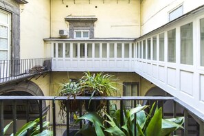 Front of property - Residenza Principe di Carafa (Naples)