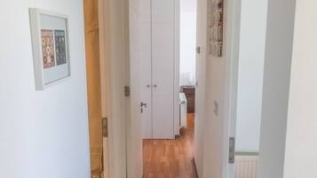 Iron/ironing board, free WiFi