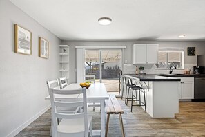 Dining - Poolside Paradise: Hot Tub, Foosball, Arcade! (Boise)