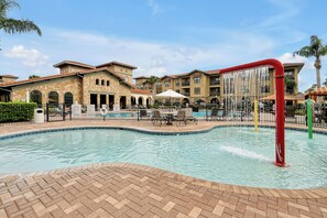 Unclassified image, 3 of 39, button - Spacious 4 Bedroom Condo Resort Close to Disney (Davenport)