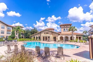 Pool - Spacious 4 Bedroom Condo Resort Close to Disney (Davenport)