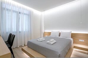 アパートメント | 12 室のベッドルーム、デスク