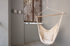 Apartment | 1 bedroom, desk - Affordable Luxury With Parking 300mbps Wifi (Athens)