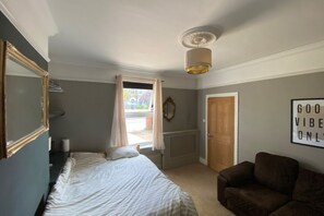 5 多间卧室、WiFi、床单