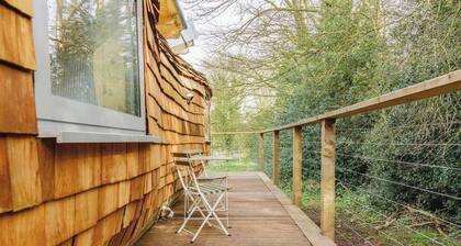 Architects Cabin OMG! Airbnb Winner | Year Round