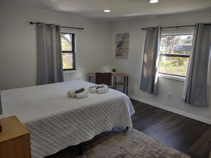 5 chambres, fer et planche à repasser, lit parapluie, Wi-Fi