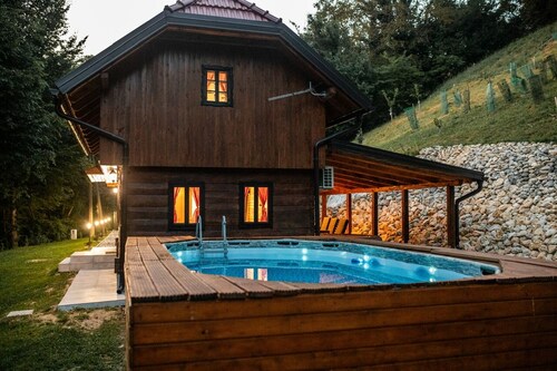 Charm of Tradition: A Cozy Wooden House in the Heart of Croatian Zagorje