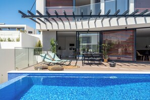 Outdoor pool - Hazel Blue Villa, Sintra, Lisbon (Sintra)