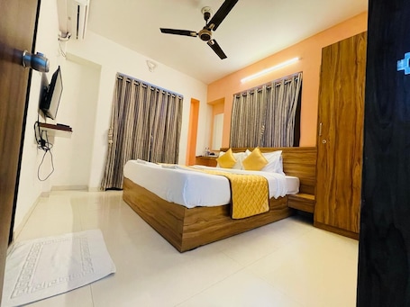 Quarto casal luxo | Wi-Fi de cortesia