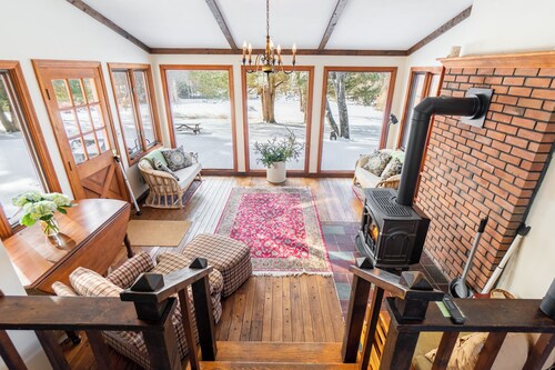 Cozy Cottage in Berkshires: Minutes to Jiminy Peak 