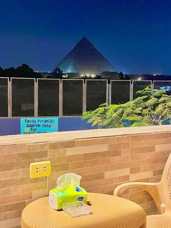 Front of property - Farida Pyramids Boutique Hotel (Giza)