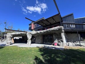 Mineshaft | Exterior