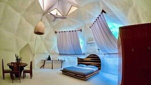 Interior - Casa Leon Global, 3 Domes In Mayan Jungle (Cancún)