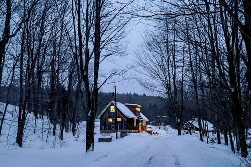 Sugarbush and Mad River Home with a Hot Tub