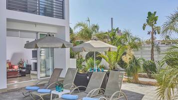 Villa (3 Bedrooms) | Exterior