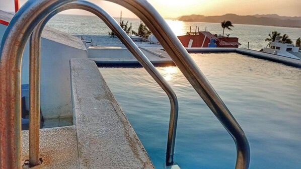 Piscina a l'aire lliure 