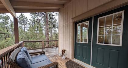 HIDDEN SPACIOUS 4-bdr RETREAT FOR FAMILIES AND FRIENDS!