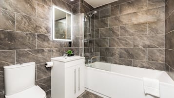 Comfort Suite | Bathroom