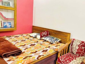 2 Schlafzimmer, Schreibtisch, Bügeleisen/Bügelbrett, kostenloses WLAN