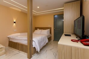 Chambre Double Classique, 1 chambre, patio, vue jardin | Literie de qualité supérieure, Wi-Fi gratuit