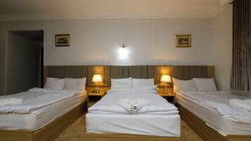 Estudio familiar | Ropa de cama de alta calidad y wifi gratis