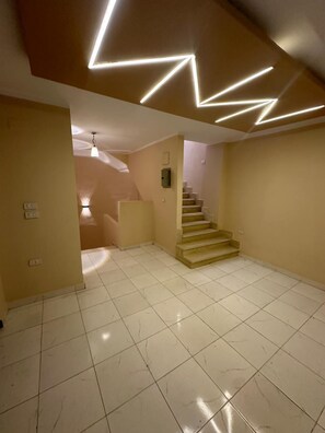 Rooftop terrace -  Pyramids Express View Inn  (Giza)