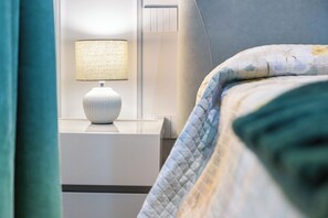 2 chambres, fer et planche à repasser, Wi-Fi, literie fournie
