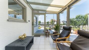 Villa | 3 bilik tidur, kalis bunyi