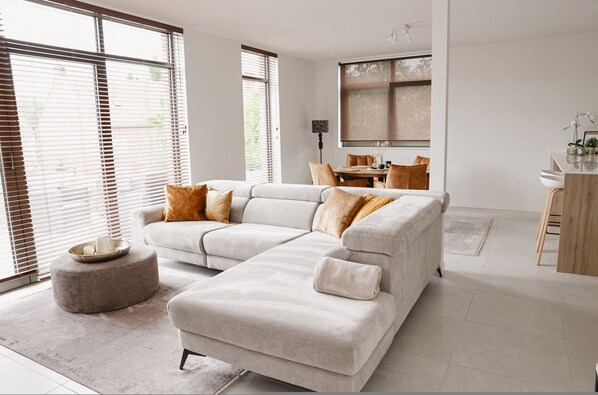 อพาร์ทเมนท์ | 2 ห้องนอน