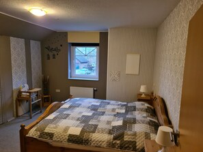 2 Schlafzimmer, WLAN, Bettwäsche