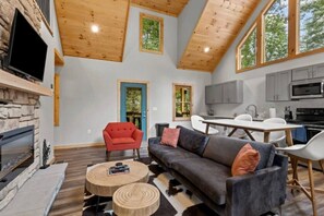 Télévision, cheminée