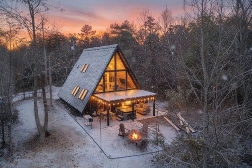 Red River Gorge Raven’s Summit Luxury HotTub WiFi