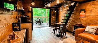 Red River Gorge TreeTop Cottage|Hot Tub|Sauna|WiFi