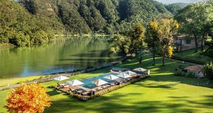 A paradise of comfort between the Sierra Madre forest and Lake Juanacatlan.