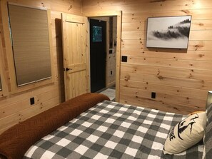 2 habitaciones, escritorio, wifi y ropa de cama 