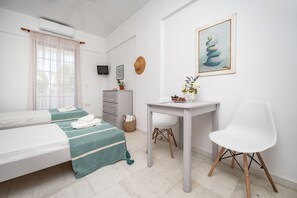 7 bedrooms - Hippocampus Apartments 2 min Walk From the Beach (Naxos)