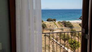 House | 4 bedrooms, desk - Apiliotis Sunrise Beach Villa (Naxos)