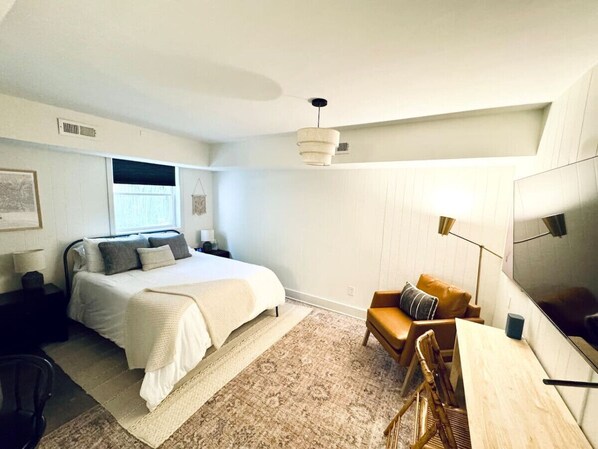 1 habitación, tabla de planchar con plancha, wifi y ropa de cama 