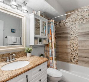 Condo, 1 Bedroom | Bathroom