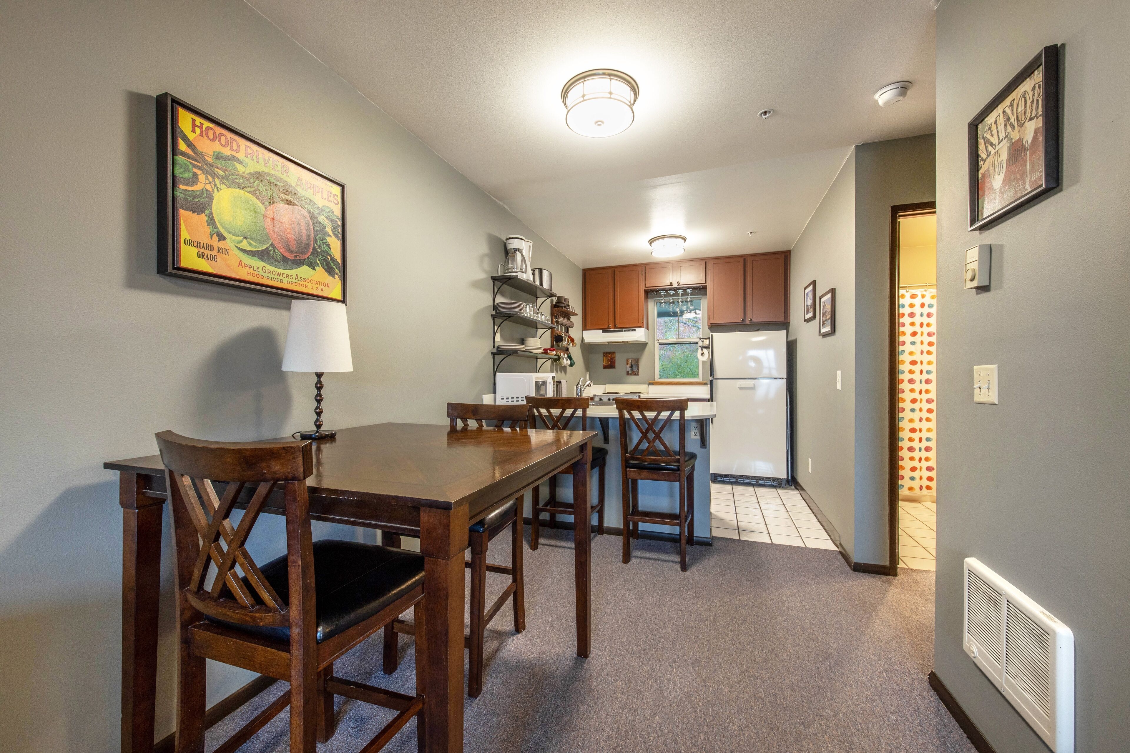 Condo, 1 Bedroom | Dining